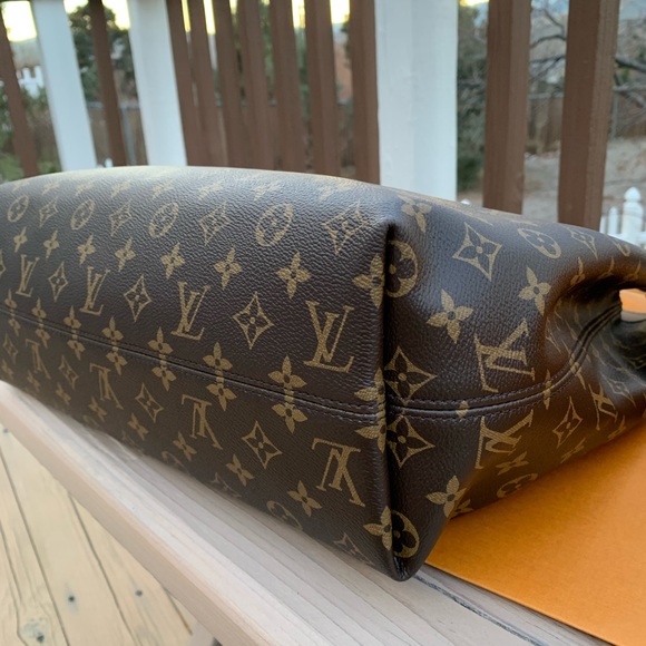 Sold - New Louis Vuitton Graceful MM - Picture 16 of 16